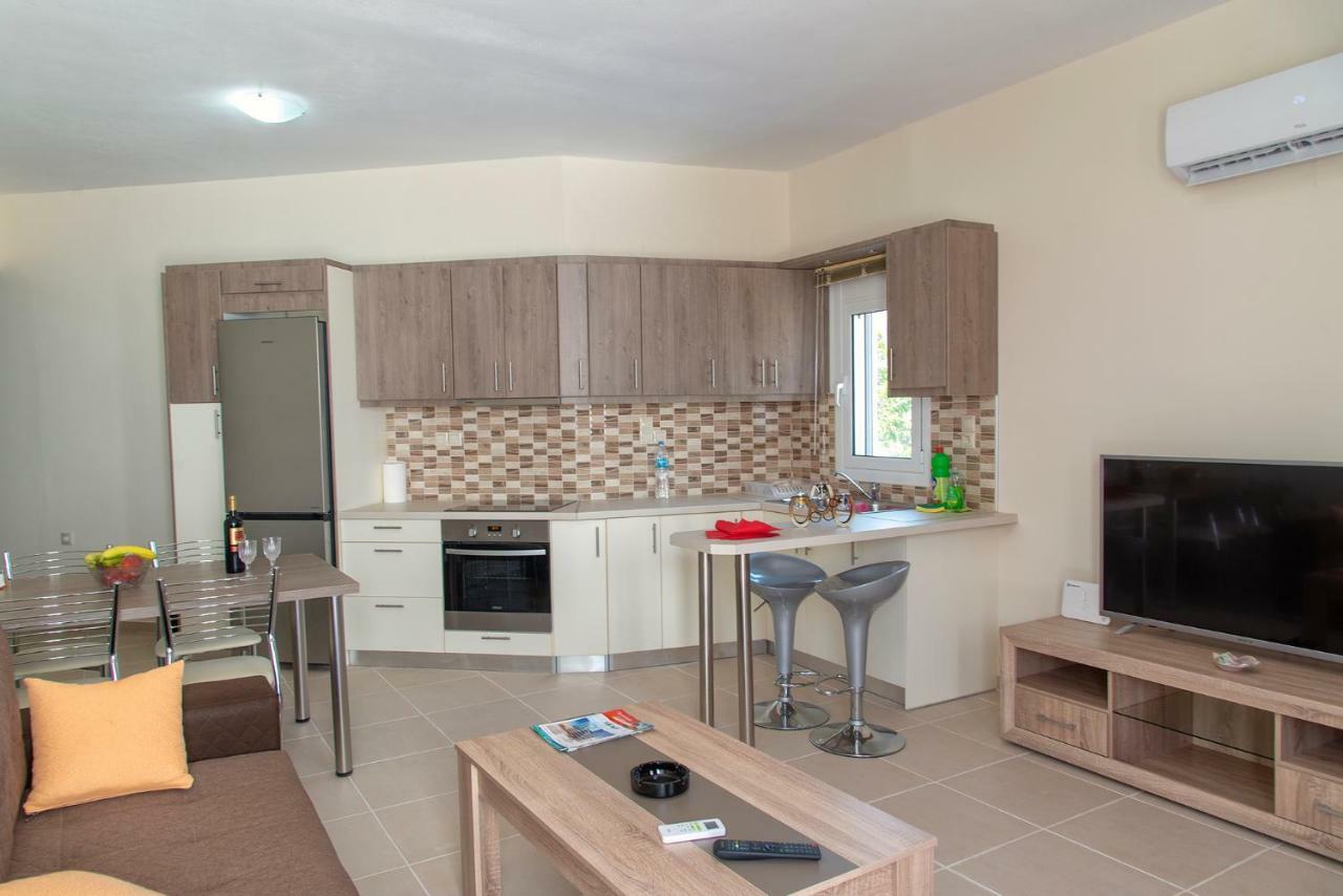 Lazaros Home Palékasztro Kültér fotó